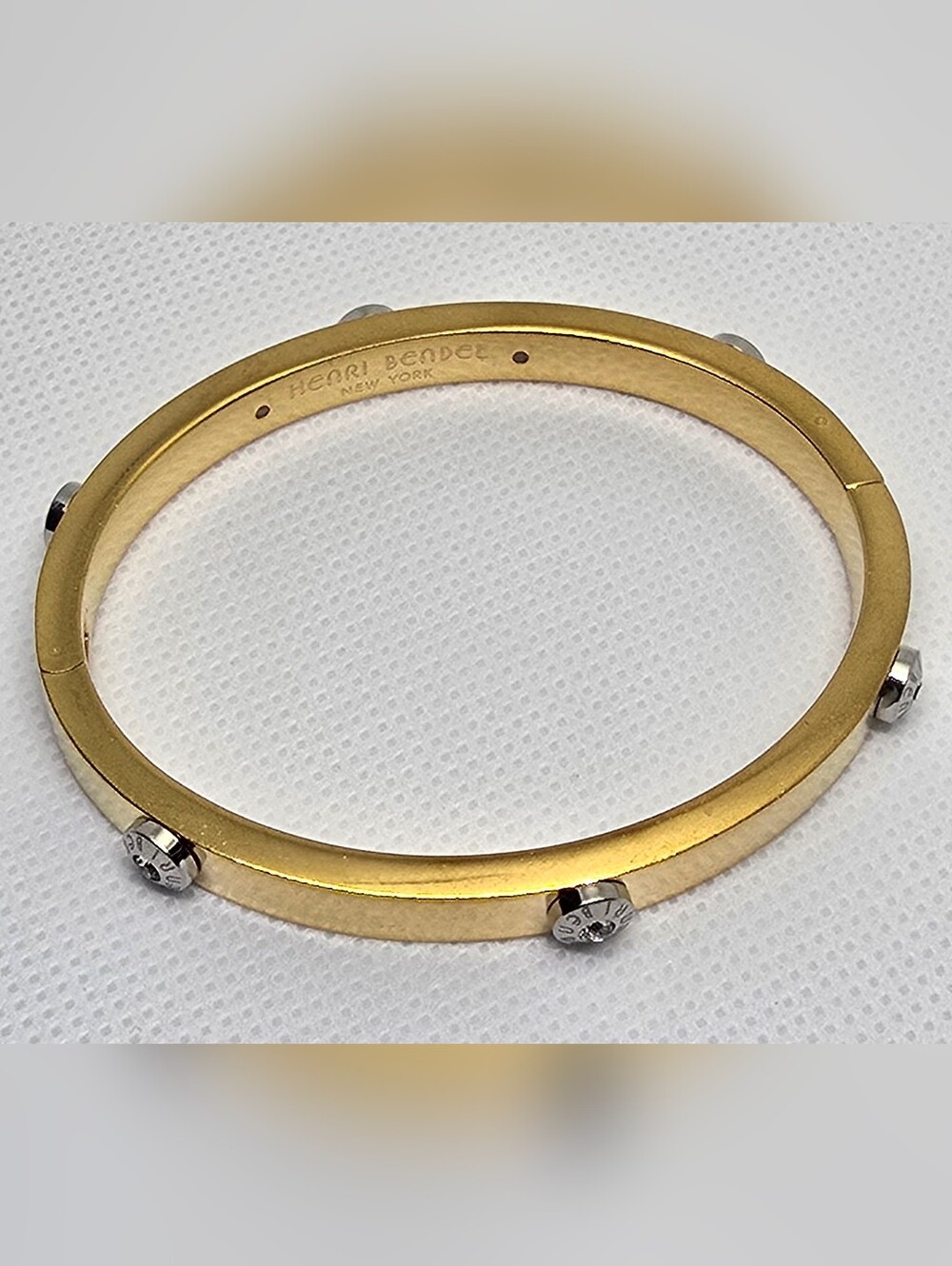 HENRI BENDEL New York Gold Tone Crystal Screw Hinged Bangle Bracelet Signed